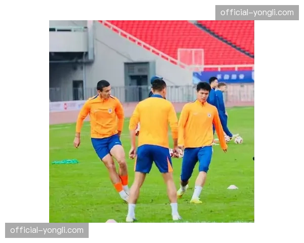 泰山队年轻化阵容,彭啸、史松宸、依木兰、陈泽仕续约五年 泰山队年轻化阵容,彭啸、史松宸、依木兰、陈泽仕续约五年