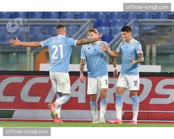 拉齐奥2-0佛罗伦萨，因莫比莱、安德森各入一球