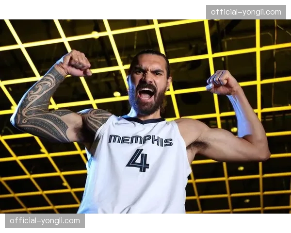 芝加哥天空完成关键补强,签下前MVP球员巩固前场阵容 芝加哥天空完成关键补强,签下前MVP球员巩固前场阵容